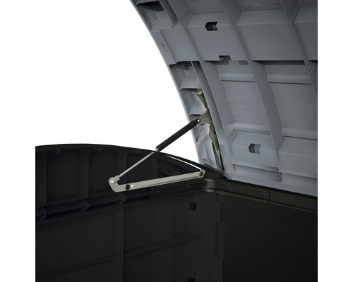 Detailansicht einer geöffneten Gartenbox mit Gasdruckfeder