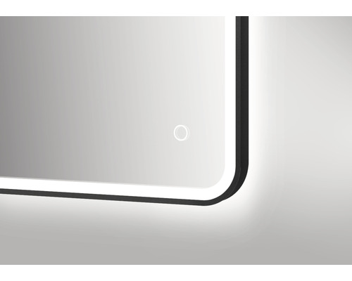 Vue détaillée d''un miroir avec éclairage LED et cadre noir