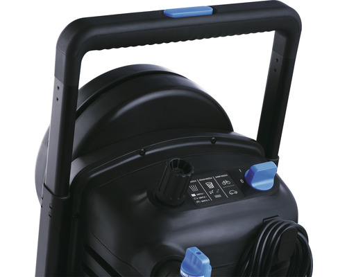 Vue détaillée d''un nettoyeur haute pression avec poignée et commandes