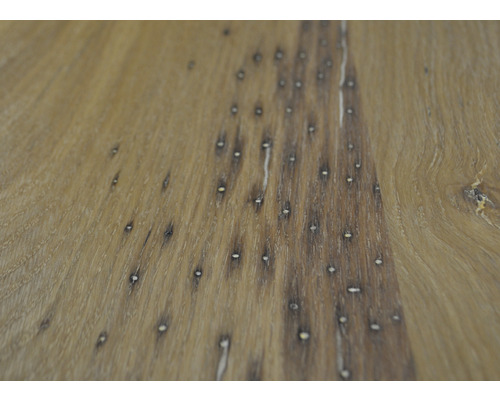 Plancher en bois avec nœuds