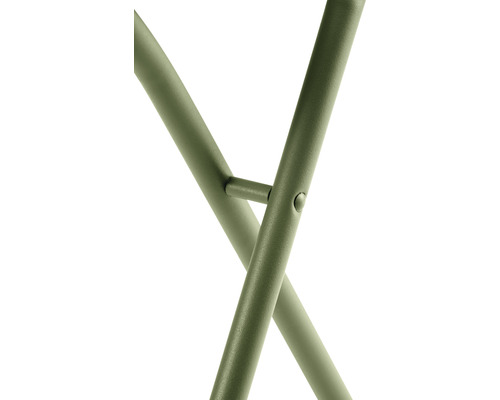 Detailaufnahme eines Gestells aus Metallrohr