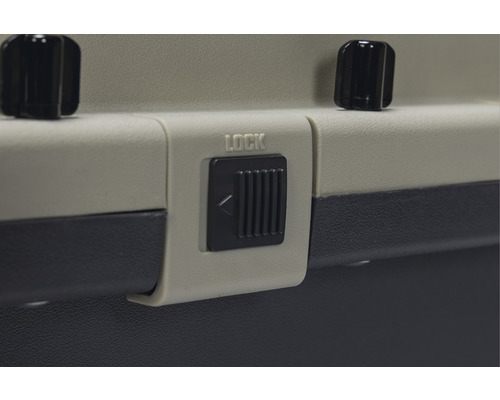 Detailaufnahme eines Transportbehälters mit Verschluss