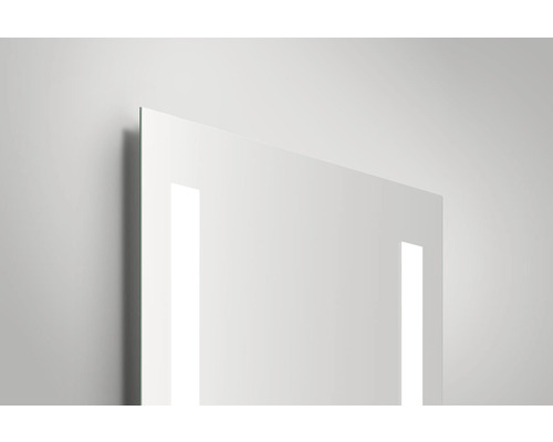 Miroir de salle de bain rectangulaire avec éclairage intégré