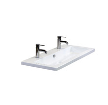 Lavabo rectangulaire avec deux robinets