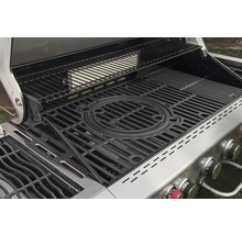 Barbecue avec grille de cuisson et grille de maintien au chaud