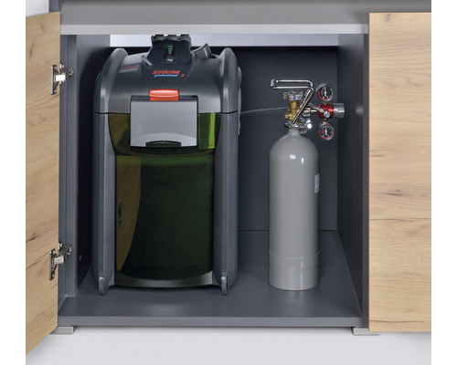 Aquarium Aussenfilter und CO2 Anlage im Unterschrank