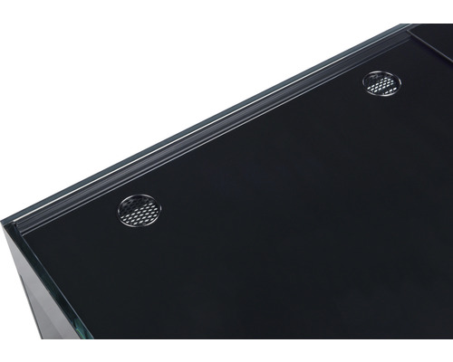 Vue détaillée d''un aquarium avec trous d''aération.