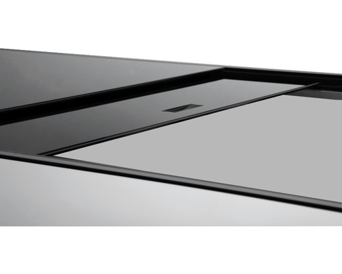 Detailansicht vun engem Aquarium mat Ofdeckung