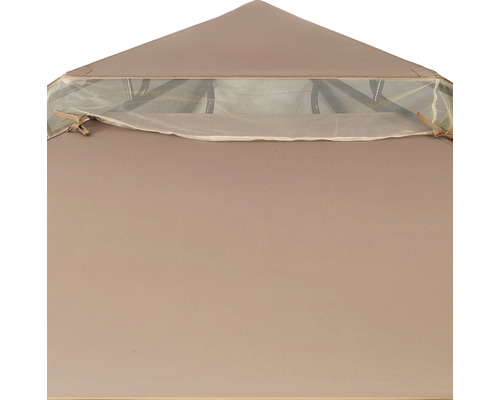 Detailansicht eines Pavillons mit Moskitonetz