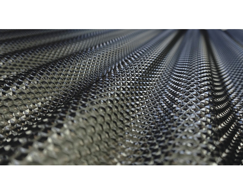 Gros plan d''une plaque de toit ondulée et transparente avec une structure à picots.