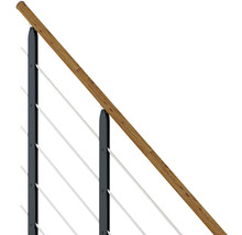 Geländer mit Holzhandlauf und Stahlseilen