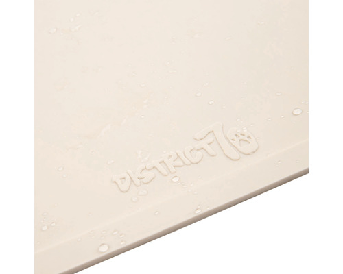 District 70 Logo auf einer Futtermatte