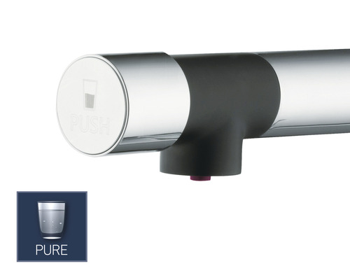 Wasserhahn mit Druckknopf zur Wasserentnahme