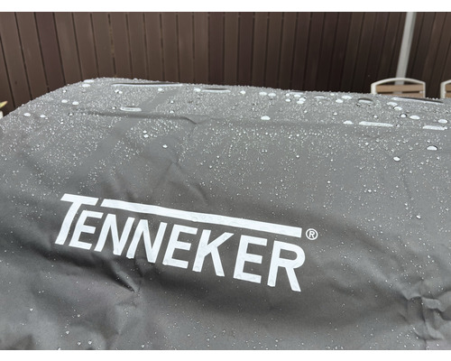 Tenneker Abdeckhaube mit Wassertropfen