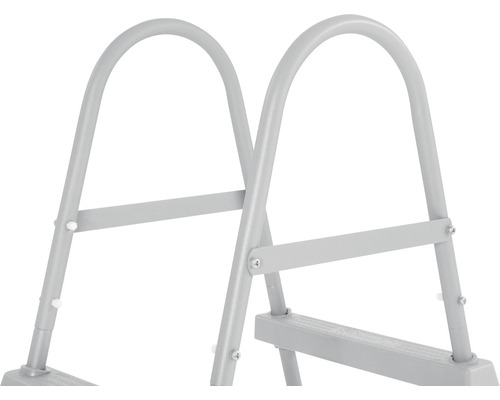 Detailansicht einer grauen Steighilfe