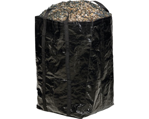 Schwarzer Big Bag gefüllt mit Holzhackschnitzeln