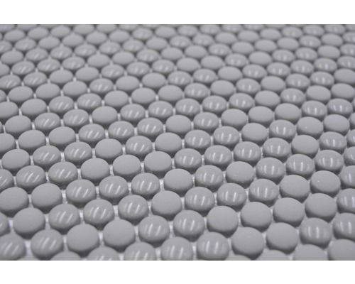 Tapis de carreaux avec pierres de mosaïque rondes