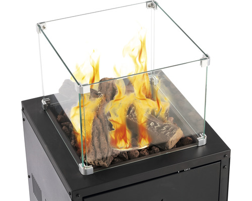 Gasfeuerstelle mit Glasumrandung