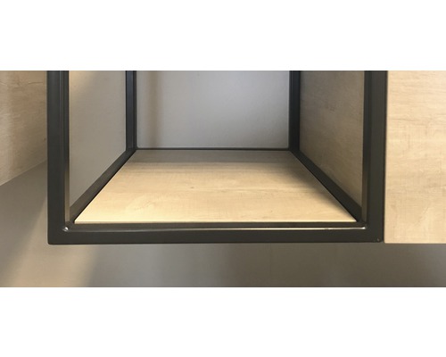 Regalwürfel mit Holzregalboden