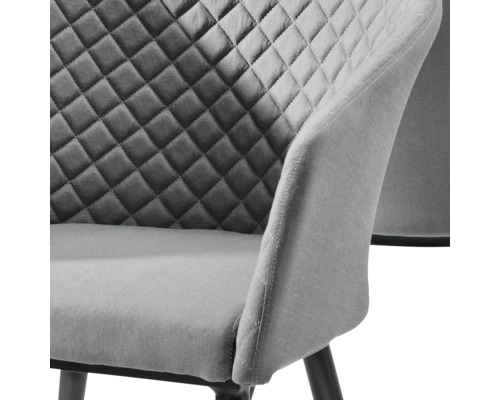 Detailansicht eines grauen Stuhls mit Rautenmuster