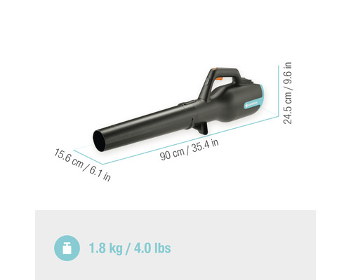 Gardena Akku-Laubbläser mit den Maßen 90 mal 15,6 mal 24,5 Zentimeter und einem Gewicht von 1,8 Kilogramm.