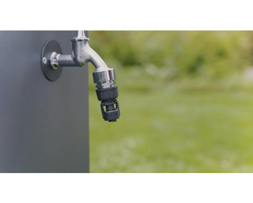 Wasserhahn mit Schlauchverbinder für den Garten