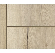 Nahaufnahme einer Küchenfront mit Holzstruktur