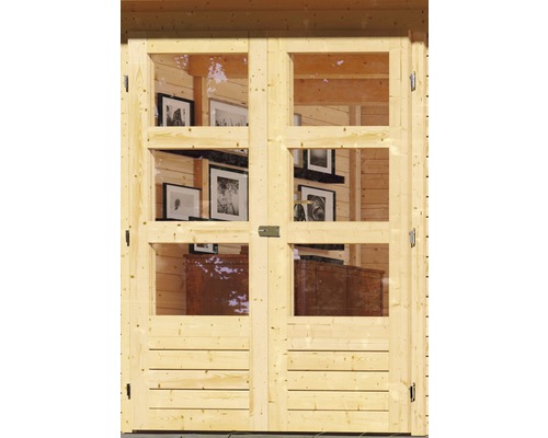 Double porte en bois avec inserts en verre pour une maison de jardin