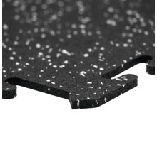 Tapis en caoutchouc avec système de puzzle pour le sol