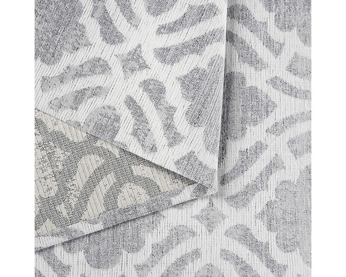 Tissu avec motif détaillé vendu au mètre