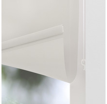 Vue détaillée d''un store enrouleur blanc avec chaînette pour la décoration de fenêtre