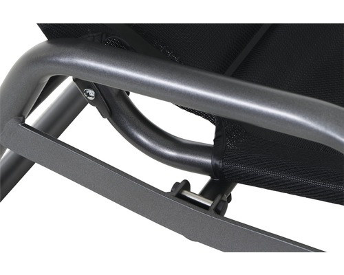 Vue détaillée du cadre d''un meuble de jardin