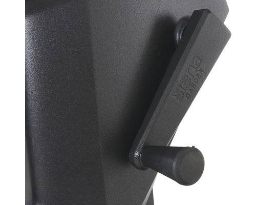 Gros plan d''un composteur à tambour avec manivelle de la marque Siena Garden