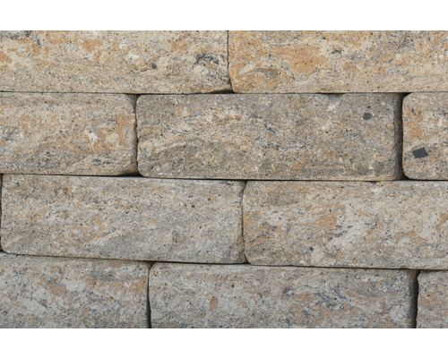 Nahaufnahme einer Mauer aus Pflastersteinen