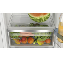 Réfrigérateur rempli avec MultiBox XXL pour fruits et légumes