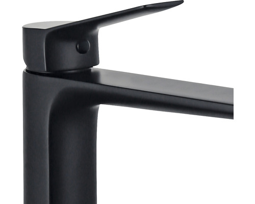 Wasserhahn aus Metall