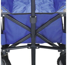 Detailansicht eines Bollerwagens mit blauem Stoff und schwarzem Gestell.