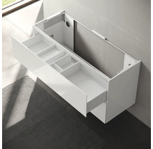 Meuble sous-vasque avec tiroir ouvert et compartiments de rangement pour salle de bains