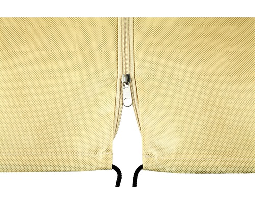 Detailaufnahme eines Reißverschlusses an einer Schutzhülle