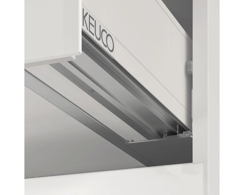 Gros plan sur un coulissement de tiroir de Keuco