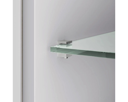 Glasregal mit Metallhalterung an der Wand befestigt