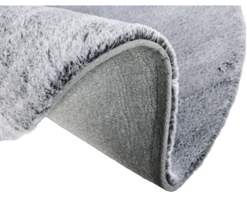Tapis gris avec surface douce