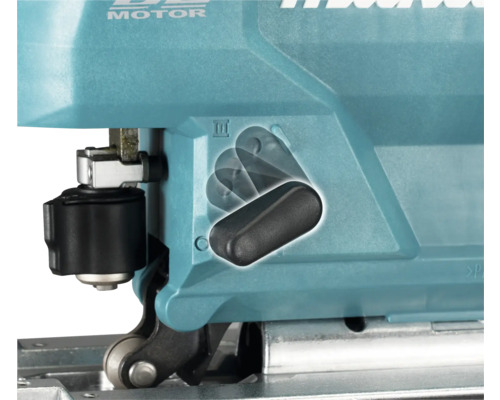 Vue détaillée du réglage du mouvement pendulaire sur une scie sauteuse