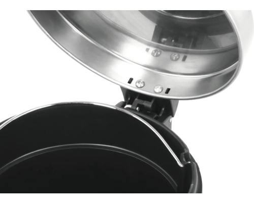 Vue intérieure d''une poubelle à pédale avec couvercle ouvert