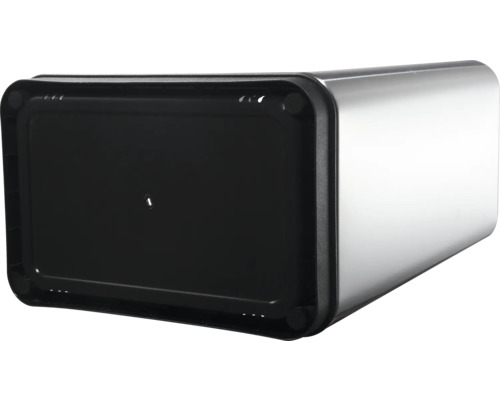 Unterseite eines Edelstahl-Seifenspenders mit rutschfesten Füßen