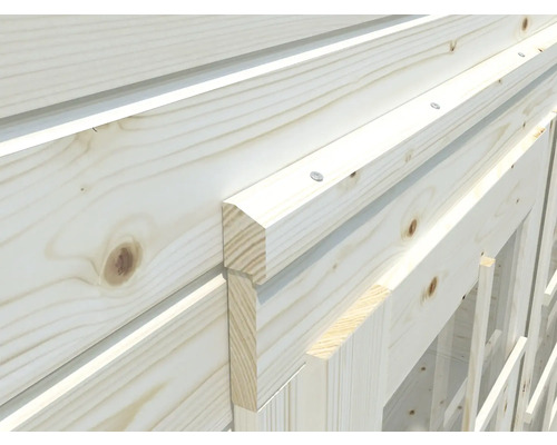 Detailansicht einer Holzwand mit Nut- und Federverbindung und Holzrahmen