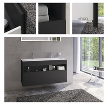 Salle de bains moderne avec meuble sous-lavabo, lavabo à poser et étagère