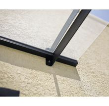 Detailansicht einer montierten Haustürüberdachung