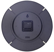 Rückseite einer runden Wanduhr mit Batteriebetrieb