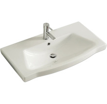 Waschbecken mit Armatur